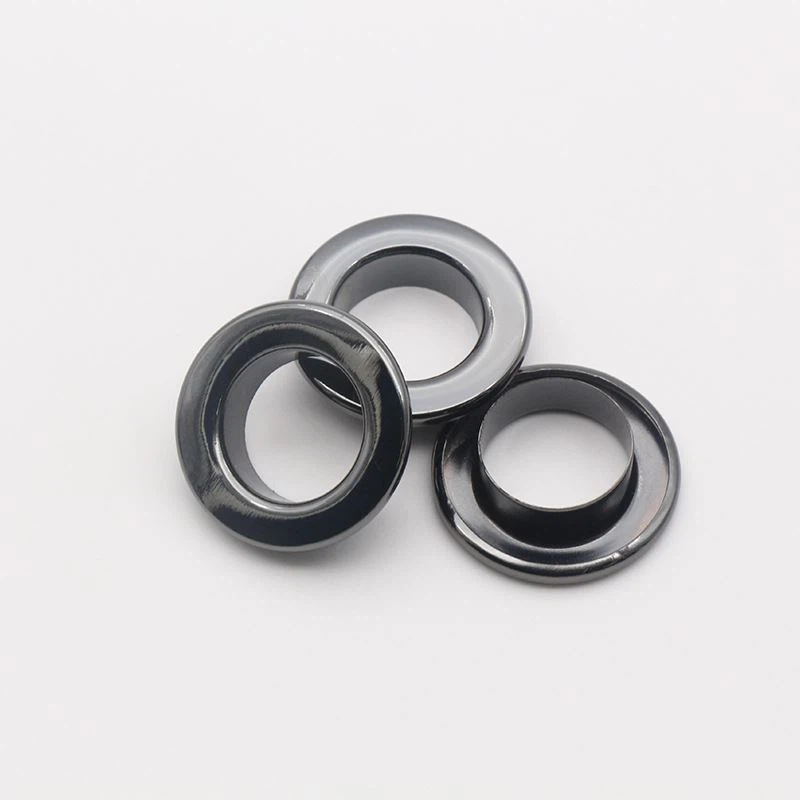 oval eyelets