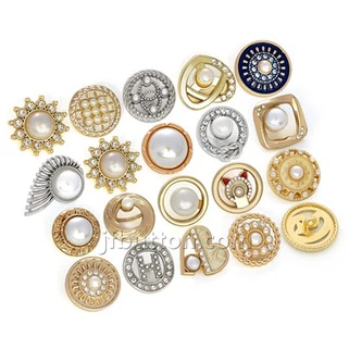 Hlau Paj Ntaub Khawm